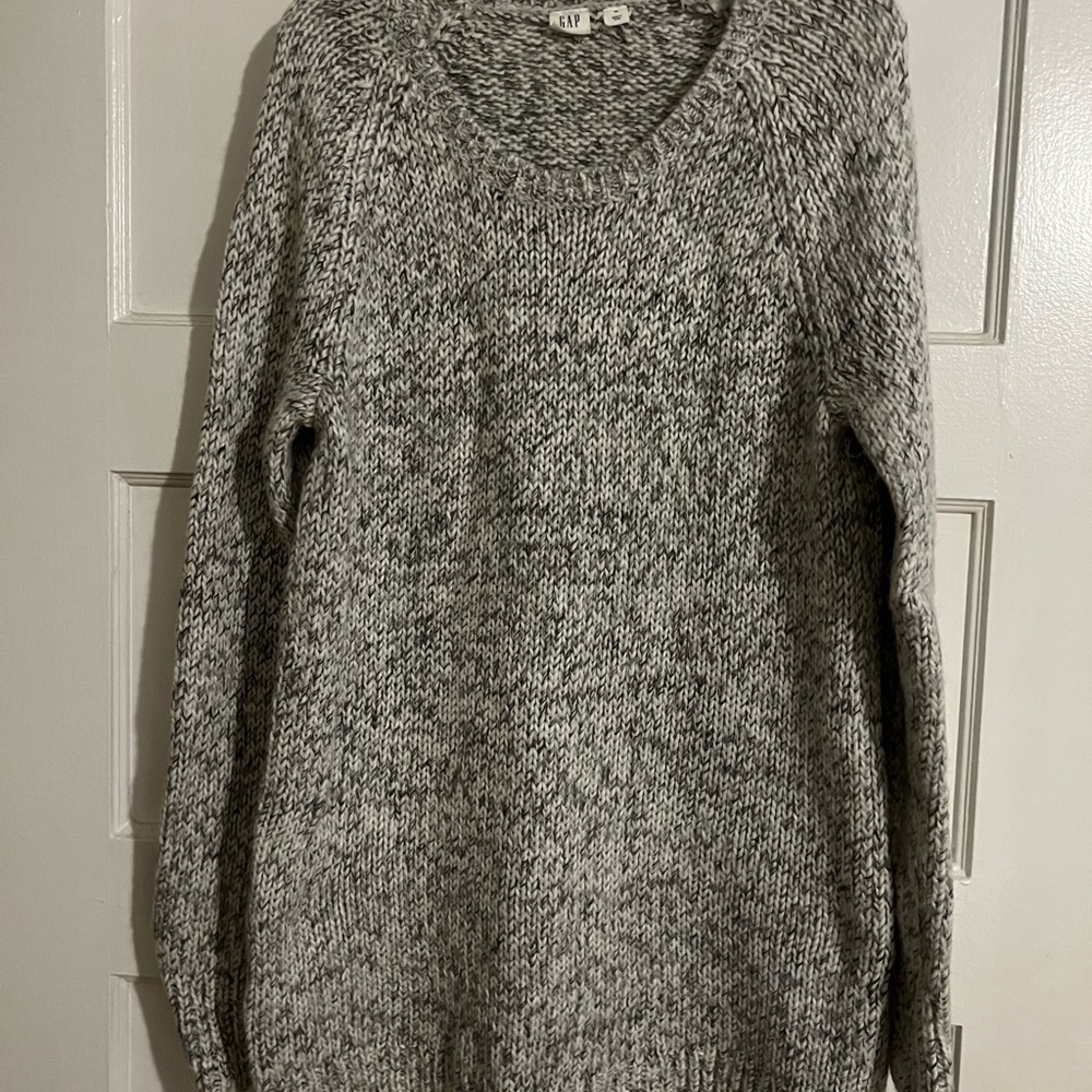 Gap Sweater